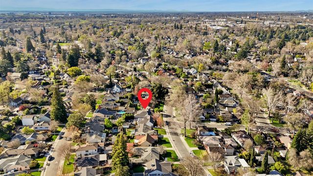 1330 Robertson Way, Sacramento, CA 95818