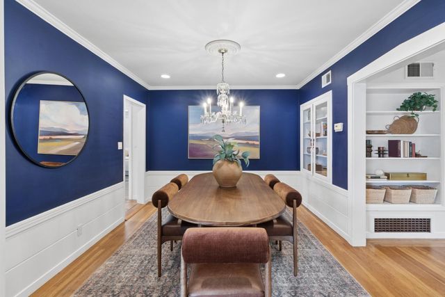 1330 Robertson Way, Sacramento, CA 95818