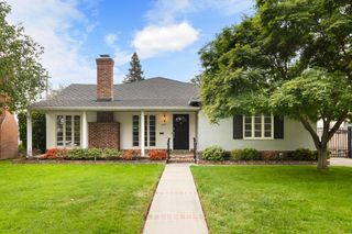 1330 Robertson Way, Sacramento, CA 95818
