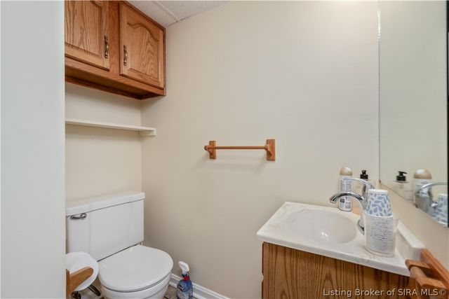 3162 Wooded Way, Jeffersonville, IN 47130