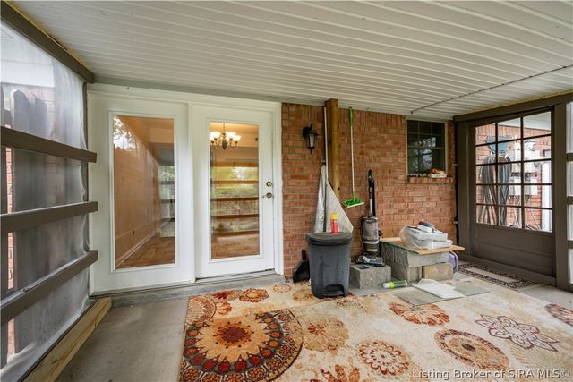 3162 Wooded Way, Jeffersonville, IN 47130