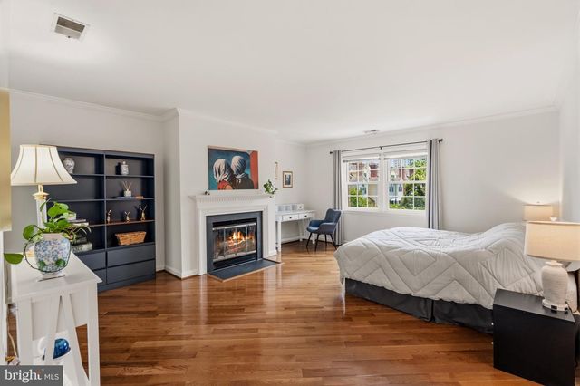 6313 MANCHESTER WAY, Alexandria, VA 22304