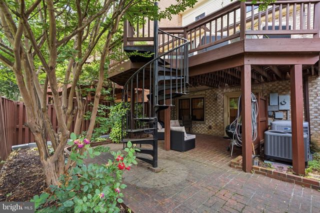 6313 MANCHESTER WAY, Alexandria, VA 22304