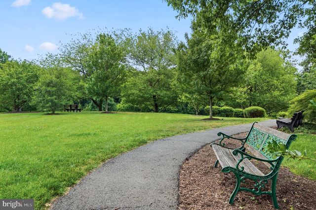 6313 MANCHESTER WAY, Alexandria, VA 22304