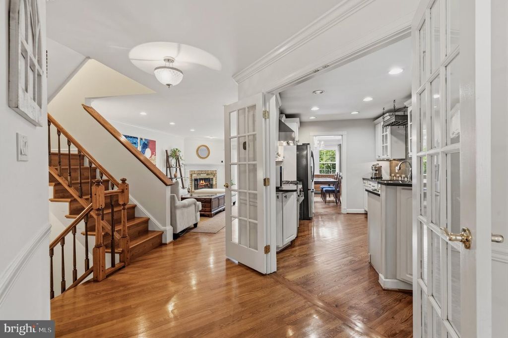 6313 MANCHESTER WAY, Alexandria, VA 22304