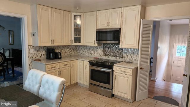 3713 CHANEL RD, Annandale, VA 22003