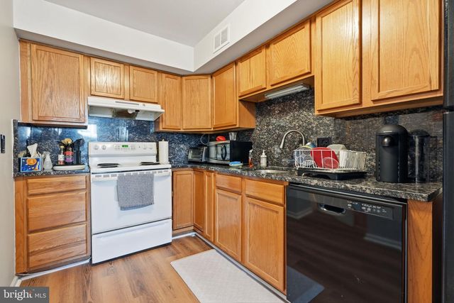 1003 MIDDLETON PL, West Norriton, PA 19403