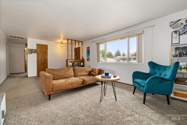 6159 S Grandjean Pl, Boise, ID 83709