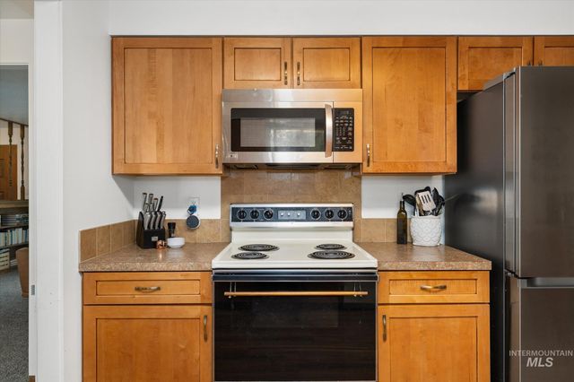 6159 S Grandjean Pl, Boise, ID 83709