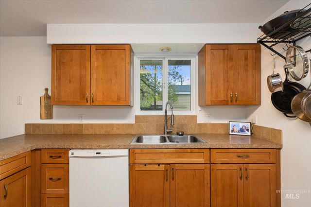 6159 S Grandjean Pl, Boise, ID 83709