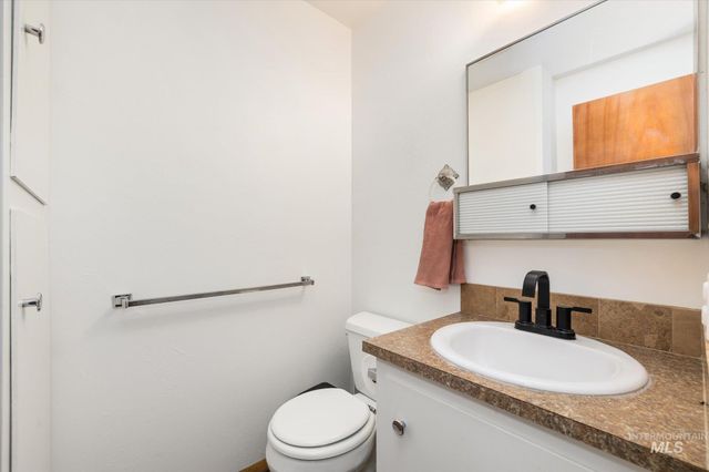 6159 S Grandjean Pl, Boise, ID 83709