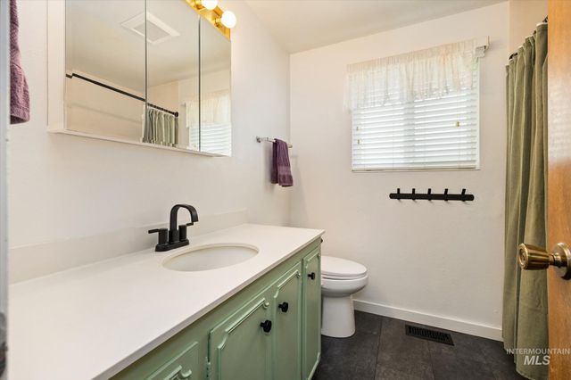 6159 S Grandjean Pl, Boise, ID 83709