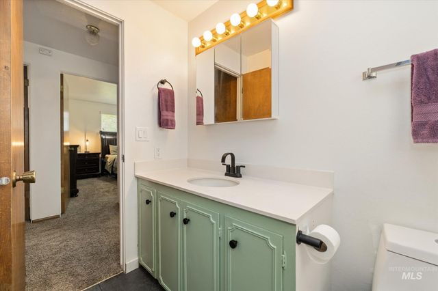 6159 S Grandjean Pl, Boise, ID 83709