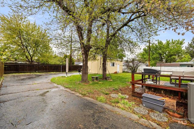 6159 S Grandjean Pl, Boise, ID 83709