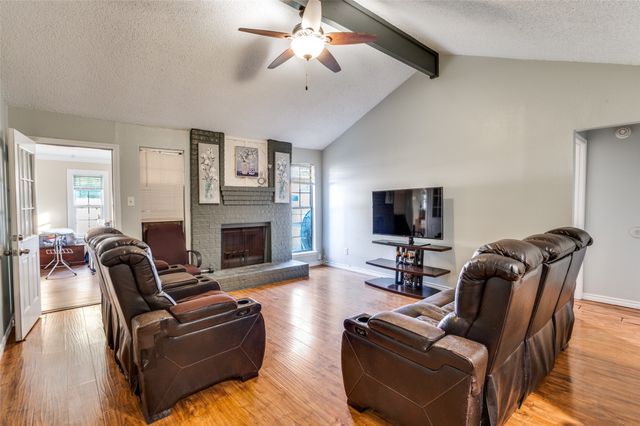 5315 Umbrella Pine Court, Arlington, TX 76018