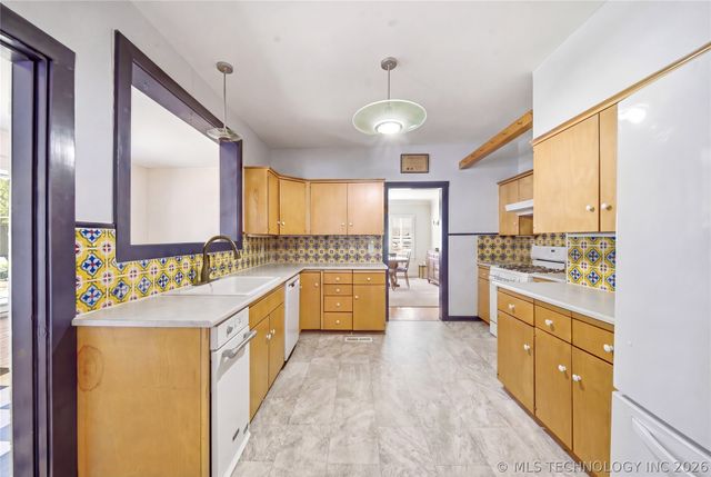 311 W Young Street, Tulsa, OK 74106