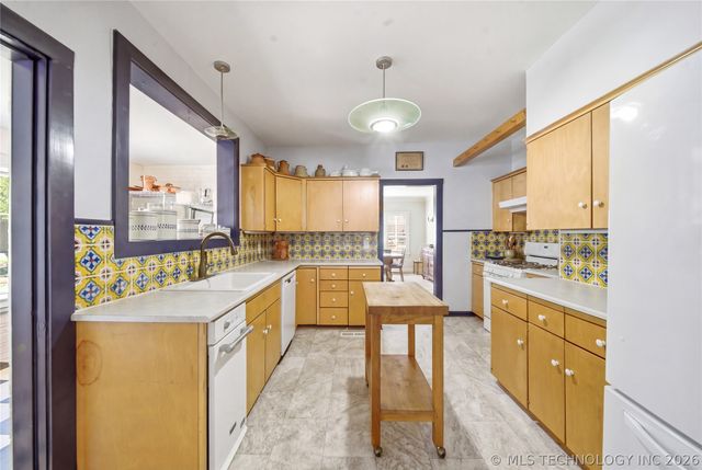 311 W Young Street, Tulsa, OK 74106