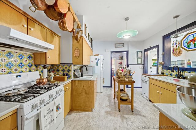 311 W Young Street, Tulsa, OK 74106