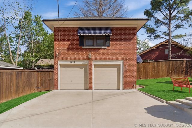 311 W Young Street, Tulsa, OK 74106