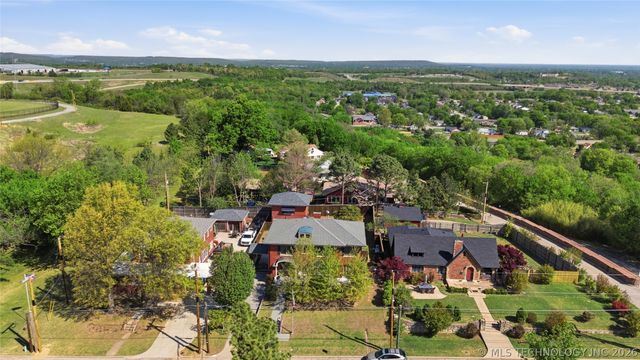 311 W Young Street, Tulsa, OK 74106