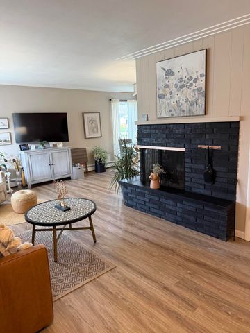 2059 Garland Drive, Norton Shores, MI 49441