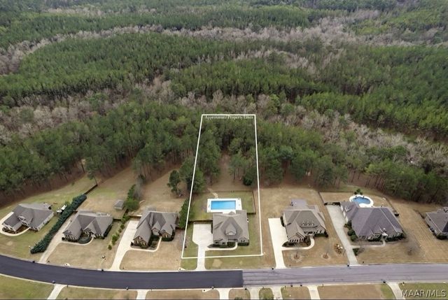 868 Brookwood Drive, Wetumpka, AL 36093