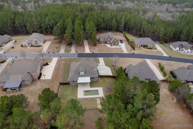 868 Brookwood Drive, Wetumpka, AL 36093