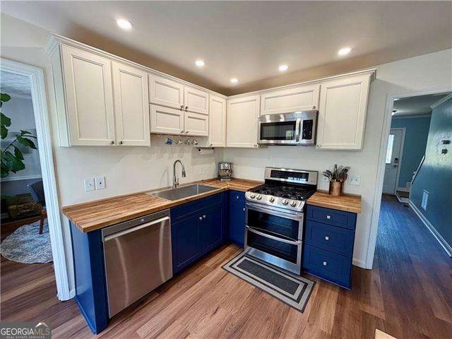926 W Mill Trace NW, Kennesaw, GA 30152