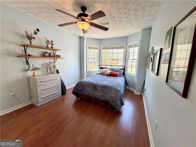926 W Mill Trace NW, Kennesaw, GA 30152