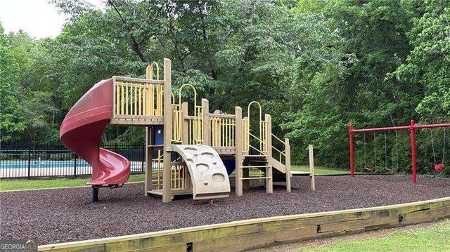 926 W Mill Trace NW, Kennesaw, GA 30152
