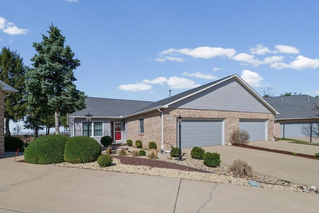 1019 Pheasant Circle, Savoy, IL 61874
