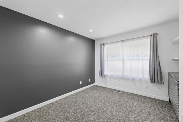 1019 Pheasant Circle, Savoy, IL 61874