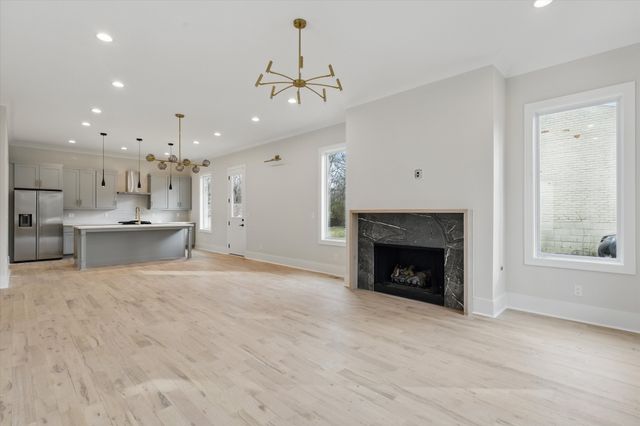 1717 Luton St # A, Nashville, TN 37207
