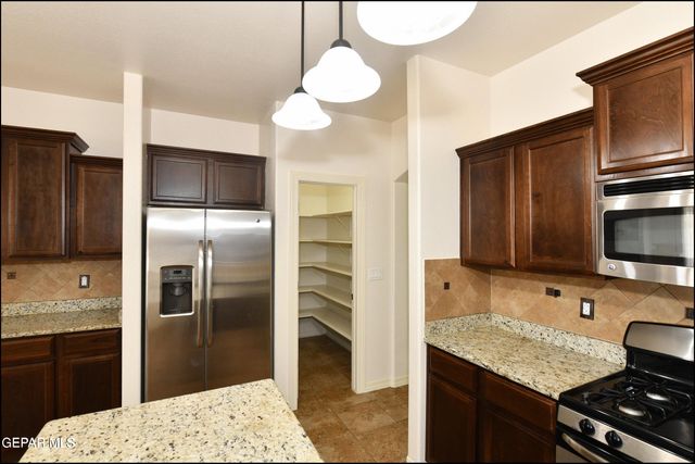 14309 S CAVE Avenue, El Paso, TX 79938