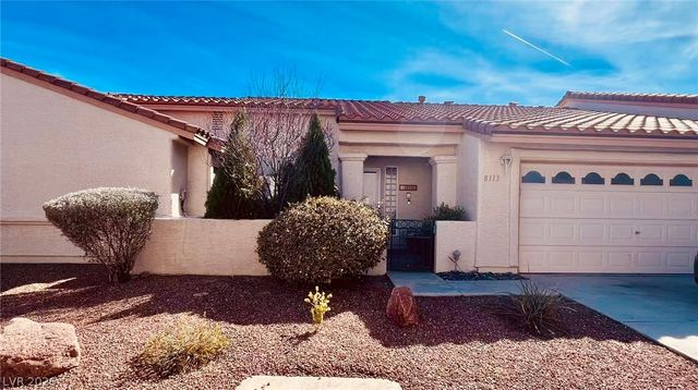 8113 Spanish Peak Avenue, Las Vegas, NV 89128