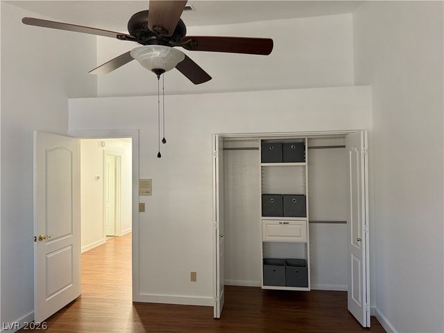 8113 Spanish Peak Avenue, Las Vegas, NV 89128