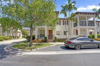 4760 Mimosa Pl 1001, Coconut Creek, FL 33073