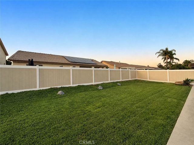 39832 De Vendome Court, Murrieta, CA 92563