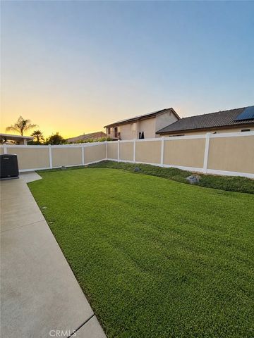 39832 De Vendome Court, Murrieta, CA 92563