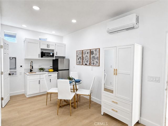 39832 De Vendome Court, Murrieta, CA 92563