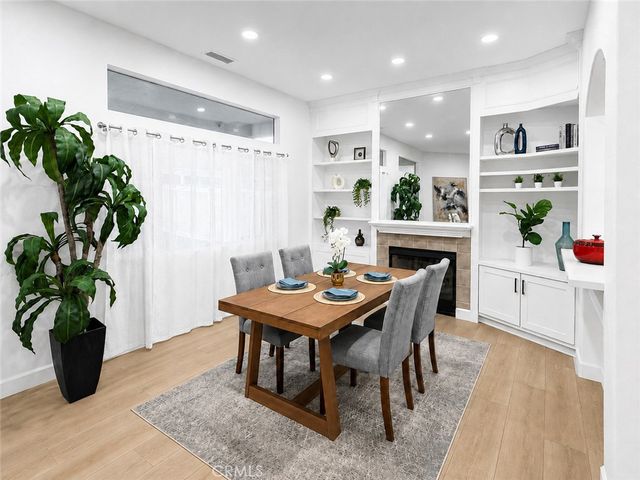 39832 De Vendome Court, Murrieta, CA 92563