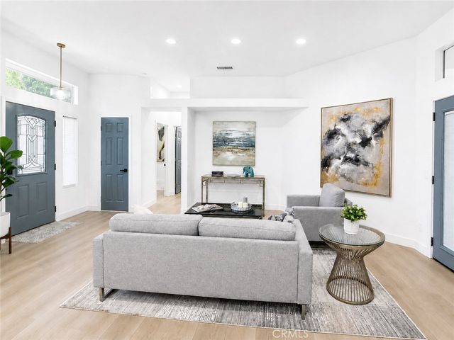39832 De Vendome Court, Murrieta, CA 92563