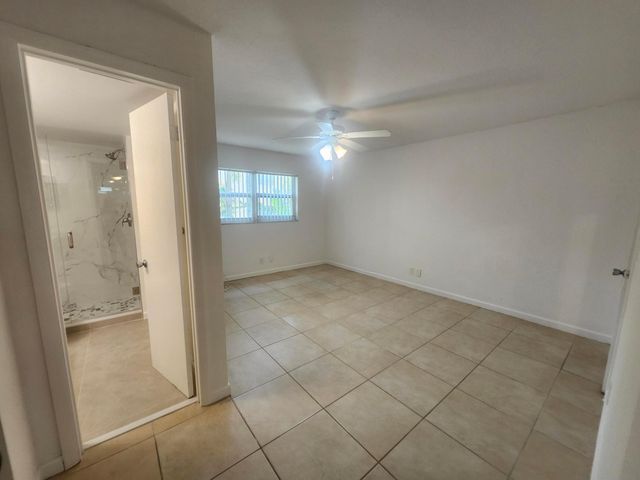 330 NE 26th Avenue 202, Boynton Beach, FL 33435