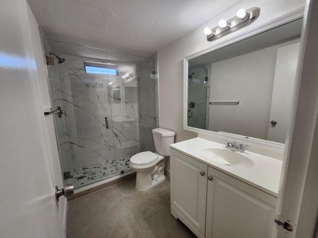 330 NE 26th Avenue 202, Boynton Beach, FL 33435