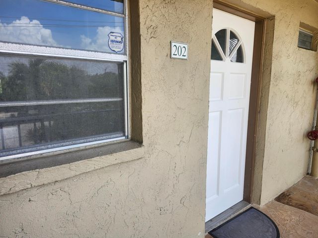 330 NE 26th Avenue 202, Boynton Beach, FL 33435