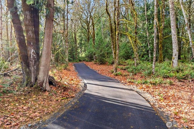 6301 Cooper Point Road NW, Olympia, WA 98502