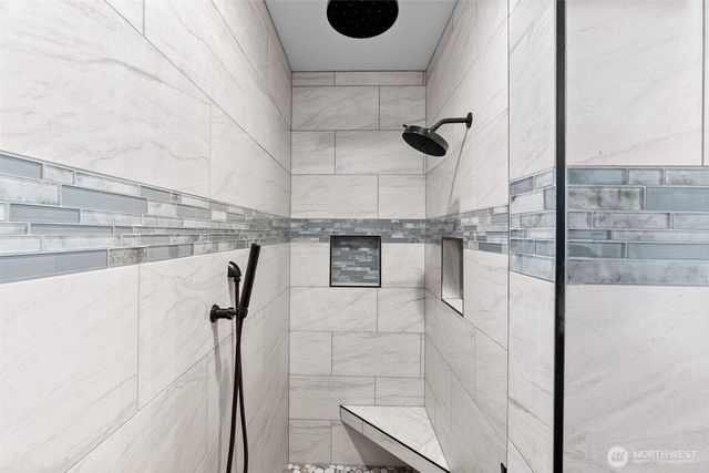 6301 Cooper Point Road NW, Olympia, WA 98502