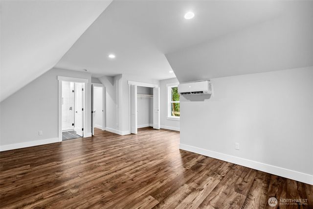 6301 Cooper Point Road NW, Olympia, WA 98502