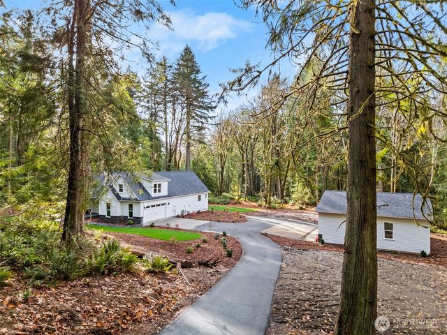 6301 Cooper Point Road NW, Olympia, WA 98502