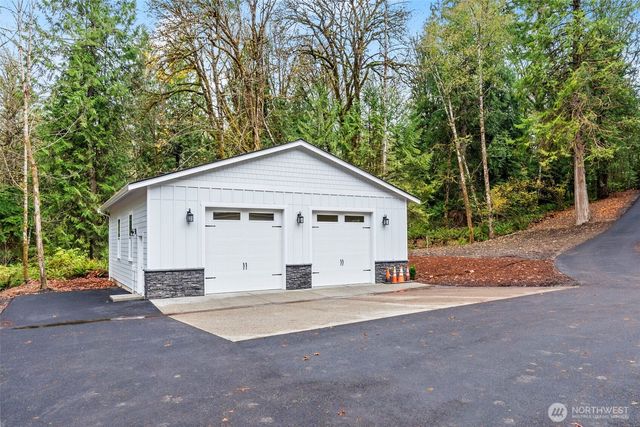 6301 Cooper Point Road NW, Olympia, WA 98502